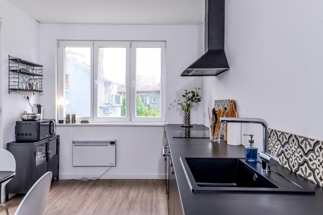 66 Apartment - Stylish Two Bedroom In Lozenets District By Flat Mаnager Sofía Exterior foto