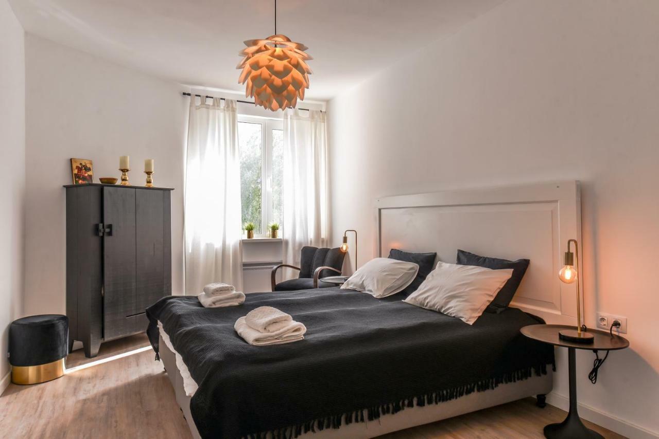66 Apartment - Stylish Two Bedroom In Lozenets District By Flat Mаnager Sofía Exterior foto